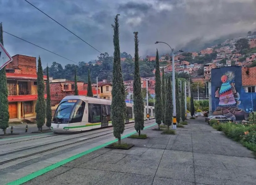 Apartamento En El Barrio Estadio Laureles Medellin Apartment